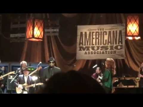 William Bell, John Leventhal, Bonnie Raitt "The Three of Me" (Nashville, 21 September 2016)