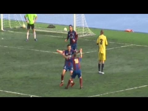 Gol Giovanni Puglisi in Monterotondo - Salerno Calcio 18/12/2011