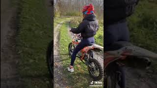 Download lagu instagram  bestgirlstiktok mp3