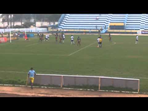 Santo André 1 x 2 Penapolense - gol de Diogo Borges filmado da arquibancada (HD)