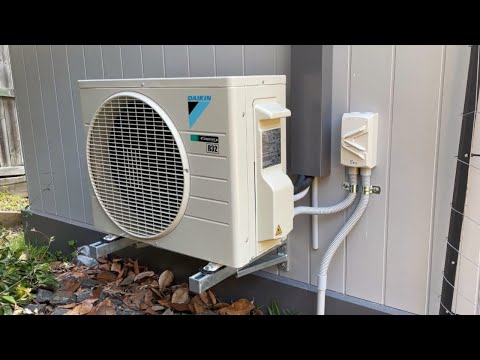 INSTALLING A DAIKIN R32 INVERTER MINI SPLIT AIR CONDITIONER