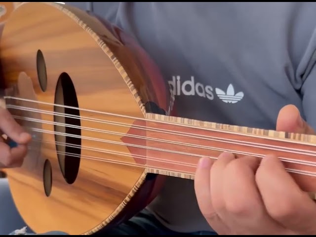 عود زرياب-الات موسيقية