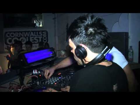 Cally & Juice @ Xtreme Sound 10/06/11 (Clip2)