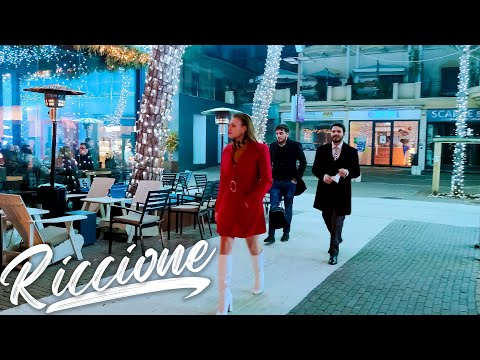 NIGHT WALK IN RICCIONE. Italy - 4k Walking Tour around the City - Travel Guide. trends, moda #Italy