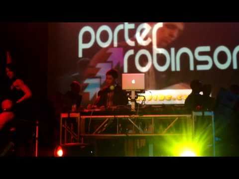 Porter Robinson @ Epic NYE 'Hello' Lazy Rich feat. Sue Cho HD, HQ