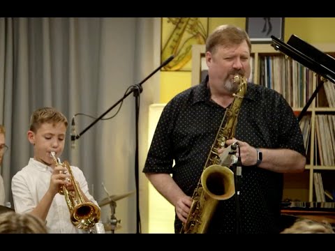 2023 The nearness of you SANT ANDREU JAZZ BAND ( feat MARTI COSTALAGO & JOEL FRAHM )