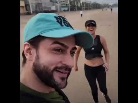 Shalin with nia sharma at beach 🏖️❤️#shalinbhanot #niasharma