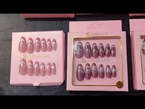 UNHA POSTIÇA AUTOCOLANTE AMENDOADA SABRINA SATO COM 12 UN