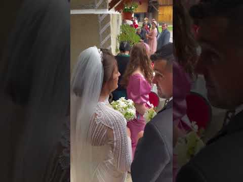 Familia Igreț cânta la o nunta impreuna cu Grupul Harul-Județul Alba Vidra