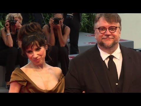 Guillermo del Toro encanta Venecia con el amor de una bestia