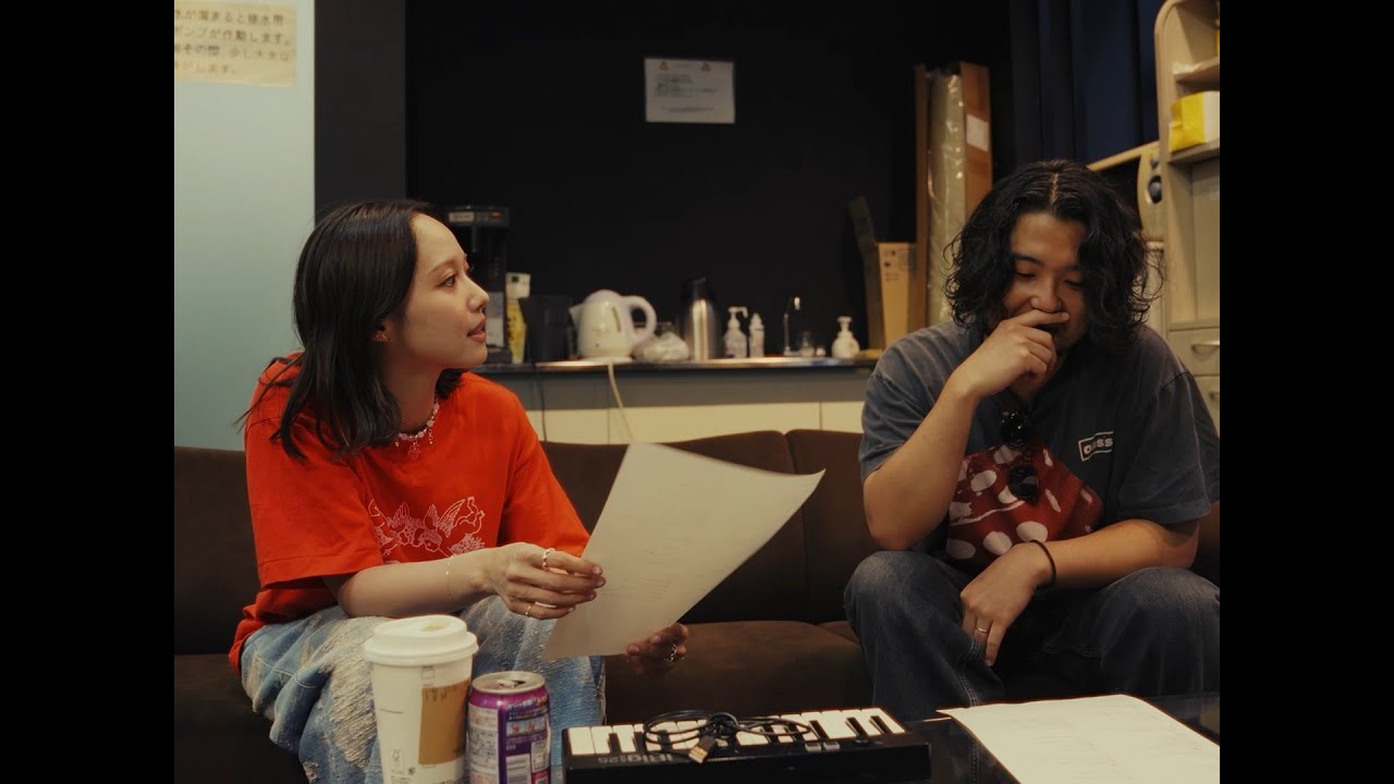 SIX LOUNGE 「おどるらいおん feat. 上野羽有音（TETORA）」 Lyric Video -Recording Behind the Scenes-