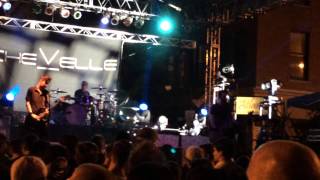 Chevelle - &quot;Twinge&quot; Live