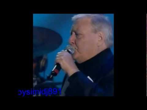 Gigi d'alessio e Mario merola - cient'anne live piazza plebiscito HD