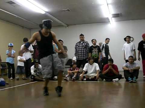 Mellow Drama bboy Adrian and Neo vs War Machine
