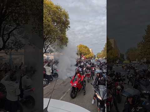 GUATATATATATA ¿Donde estamos? Fácil😏 #motor #pareja #pasión #motogp