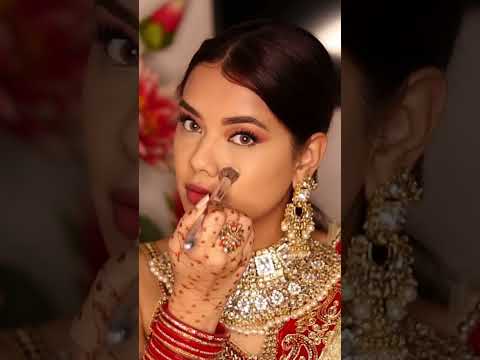 Bridal makeup in 15 mins 😳 Rate from 1-10?♥️ #bridalmakeup #bridalmakeuplook #shaadimakeup #shorts