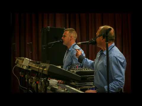 Lucsik Richárd & Lucsik Tamás - Gyere velem gyere