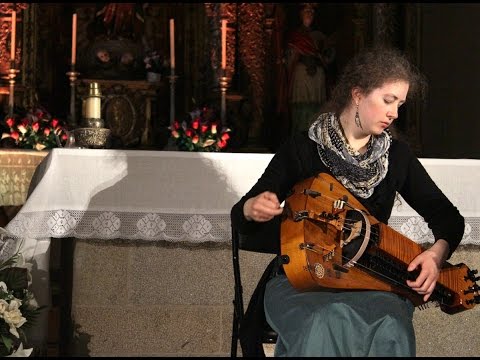 Tobie Miller - Bach Prelude Suite No.1 for hurdy gurdy