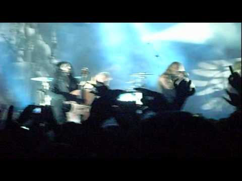 Apocalyptica: "End of me" feat/ Tipe Johnson- Madrid (Spain) 2010