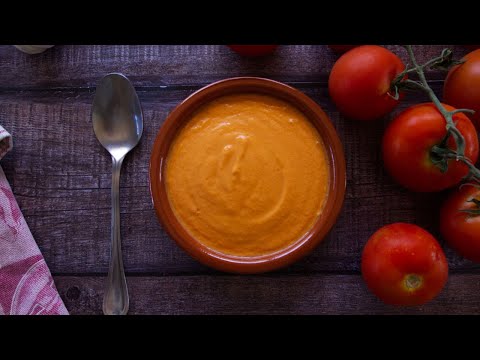 How to make vegan salmorejo (Easy 10 min cold soup recipe)