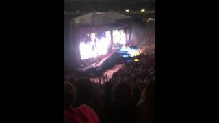 5sos talking to crowd/ each other