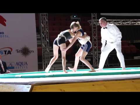 WU14- 45kg Girls - Rozum Aleksndra (Silver Medal) (POL) vs S³owik Katarzyna (POL) (Bronze Medal)