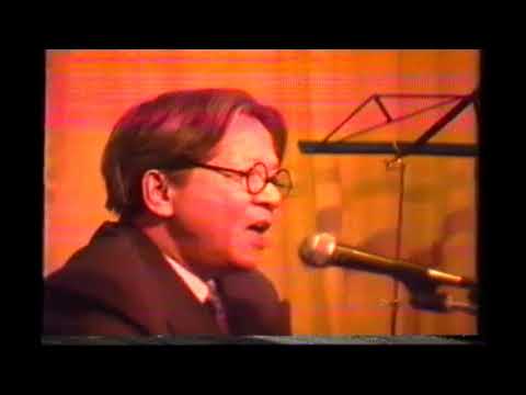 Thể hiện bởi Hoàng Vân