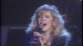 Stevie Nicks - Outside The Rain (Live 1981)