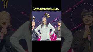 Download lagu Jennie face changed when Jisoo hugged Lisa 😭 #blackpinkedit #lalisa #jisooo  #jennie mp3