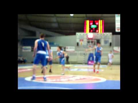 Derby Włocławka juniorów. TKM Włocławek - AKM Portofino 62:68