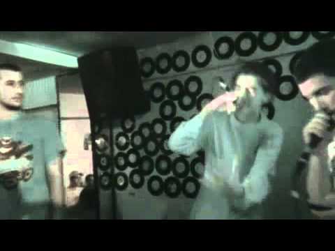 Mcklopedia vs Kabuto Urban Fighters