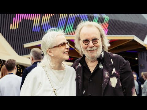 ABBA Voyage News – Frida & Benny Reunite! Frida SINGS!