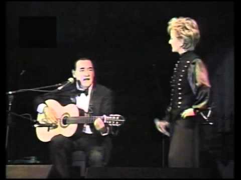 CECILIA  BRACAMONTE  y   OSCAR AVILES   Ocarinas