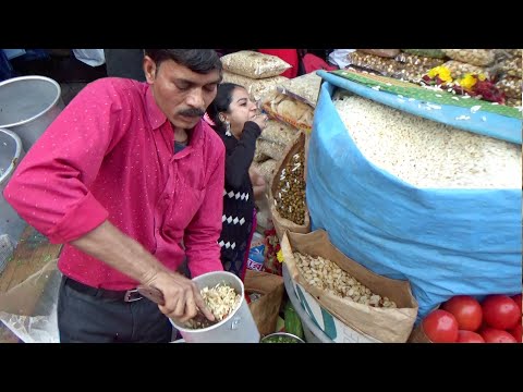 Chatpati Papdi Chaat 20 Rs 6 Piece & Jhal Muri (Masala Muri ) 25 Rs | Street Food New Market Kolkata