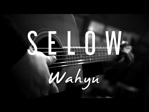 Wahyu selow acoustic karaoke