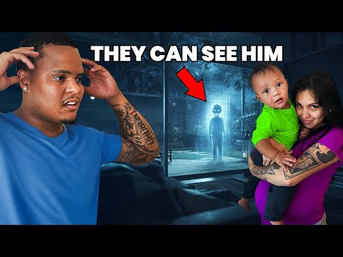 Caught Sachi Playing With Zaza's IMAGINARY FRIEND.. *VLOGOWEEN DAY 28*