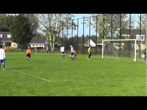 10 okt 2015 V.V. De Meern C2 - Hertha C1 com 3-1 Doelpunt Faas, assist Rainier