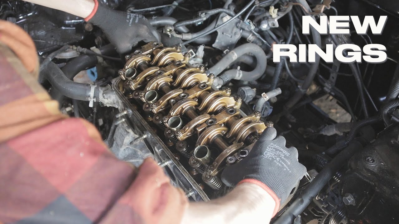 Fixing The Oil Leak (Replacing Piston Rings)