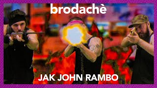 Kadr z teledysku Jak John Rambo tekst piosenki Brodacze Live Act