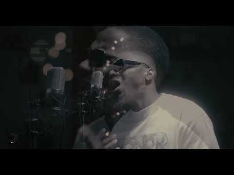 The Man I Am Now ( Live Performance )