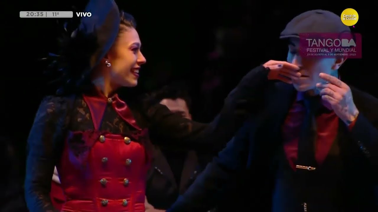 BRUNA ESTELLITA Y JULIÁN SANCHEZ - CAMPEONES MUNDIALES DE TANGO ESCENARIO 2023