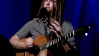 Newton Faulkner- U.F.O (With Special Guest Appearance)