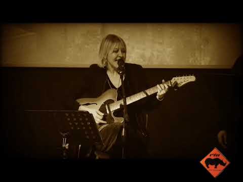 Metallic Glide – Hinei Ma Tov (Music Video)