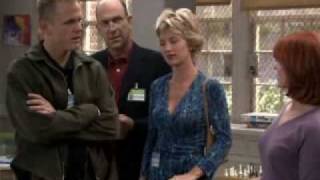 Titus S02EP05: Locking Up Mom 1/3