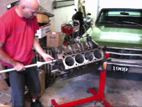 440 engine rebuilding  camshaft and cam bearings part 4.