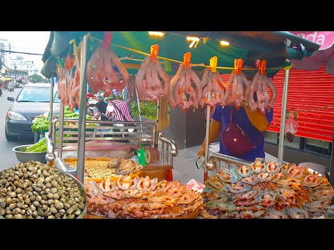 Dried Fishes, Desserts, Seafood &More - Foods On Street For Sales @ Toul Tompoung In The Evening