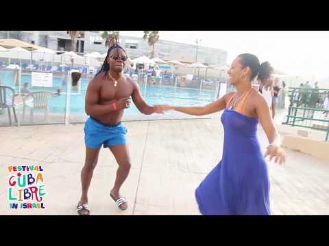 Cuba Libre 2018 - Chichi Gutierrez & Solangel Fernandez dance Cuban Salsa near the pool