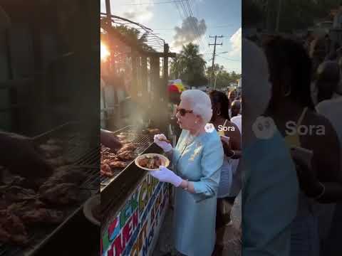 When The Queen Tries Jamaican Jerk Chicken 😂🌶️