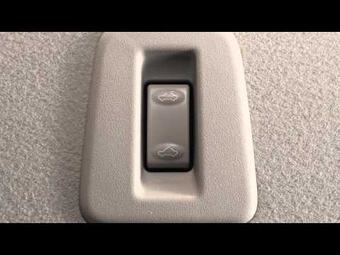 2012 NISSAN JUKE - Power Moonroof