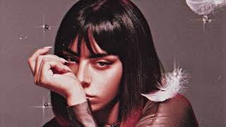 Charli XCX – Queen Lizzy [High Quality Helvetical Edit]